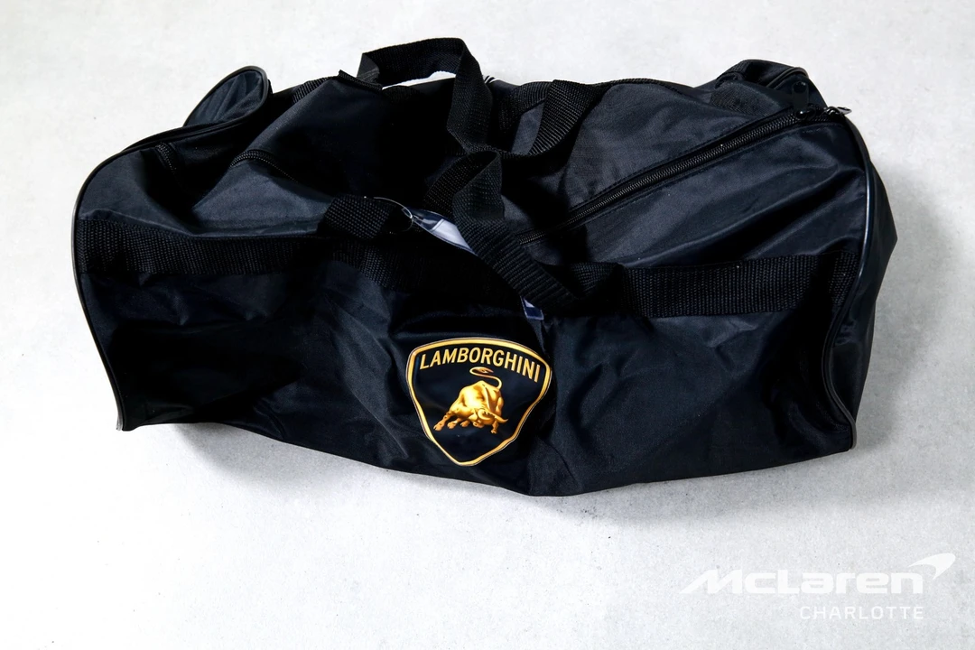 2025 Lamborghini Revuelto - Image 25 of 31