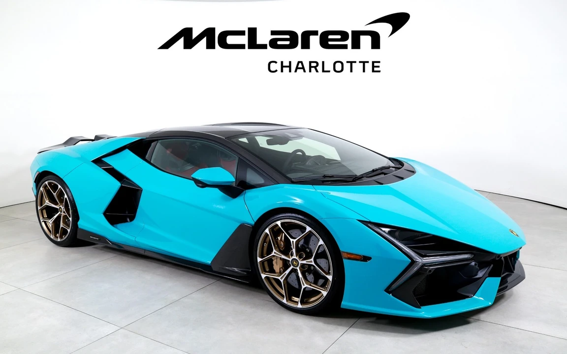 2025 Lamborghini Revuelto - Image 2 of 31