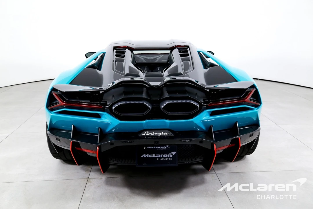 2025 Lamborghini Revuelto - Image 8 of 31