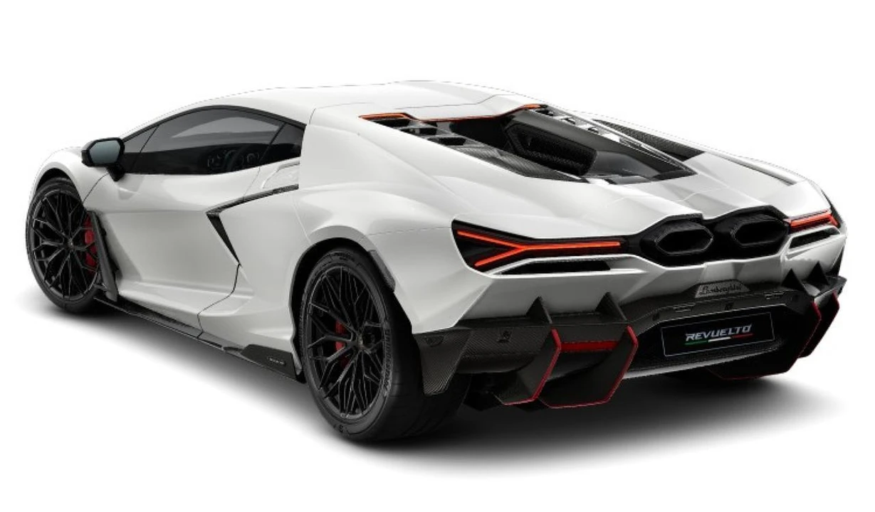 2025 Lamborghini Revuelto - Image 2 of 8