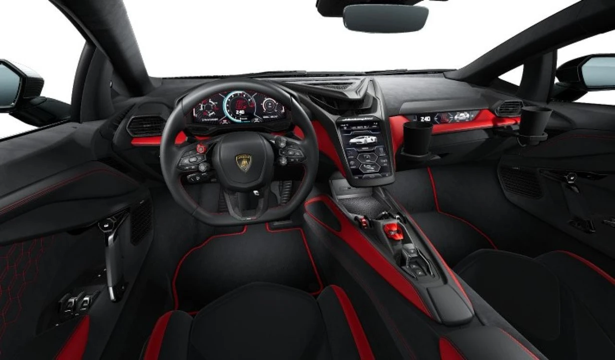2025 Lamborghini Revuelto - Image 4 of 8