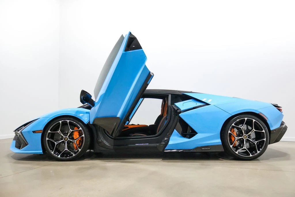 2025 Lamborghini Revuelto - Image 8 of 24