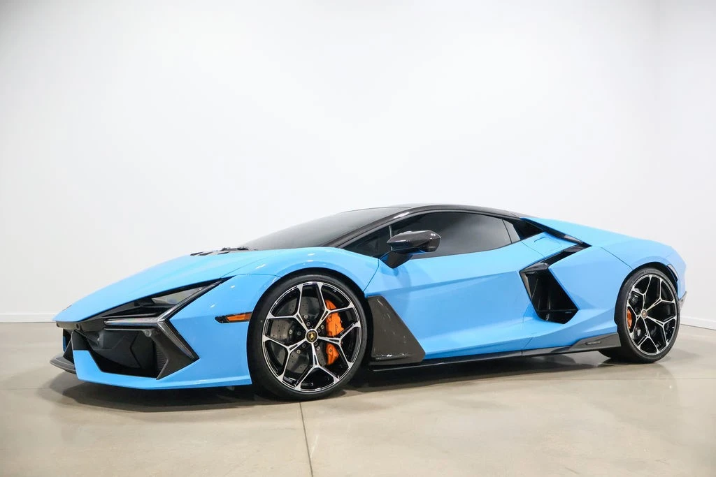 2025 Lamborghini Revuelto - Image 5 of 24