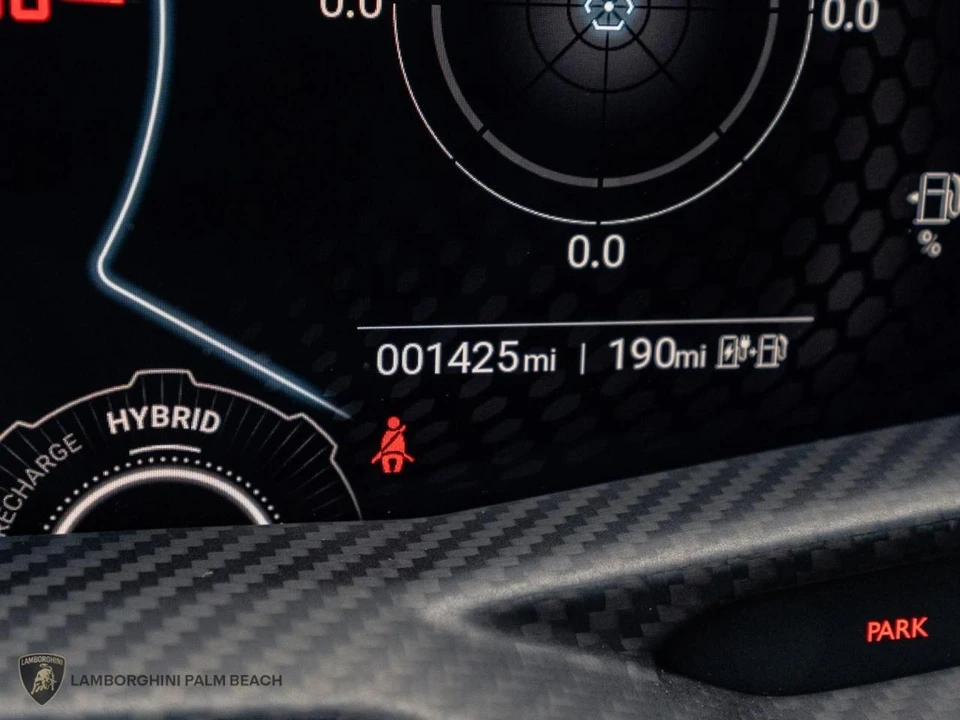 2025 Lamborghini Revuelto - Image 22 of 31