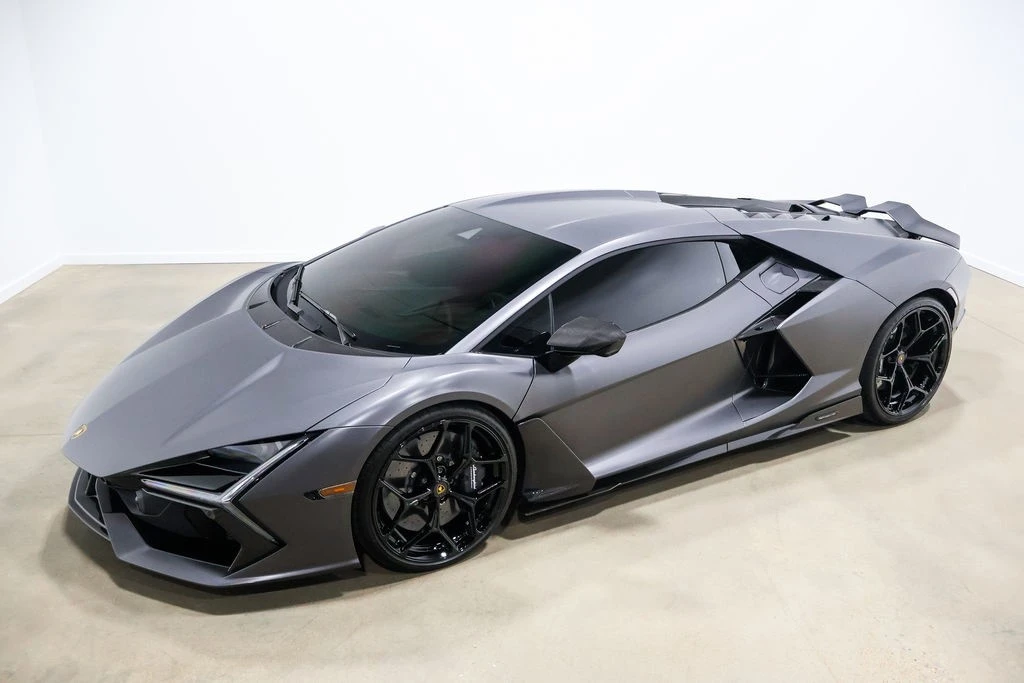 2025 Lamborghini Revuelto - Image 14 of 21