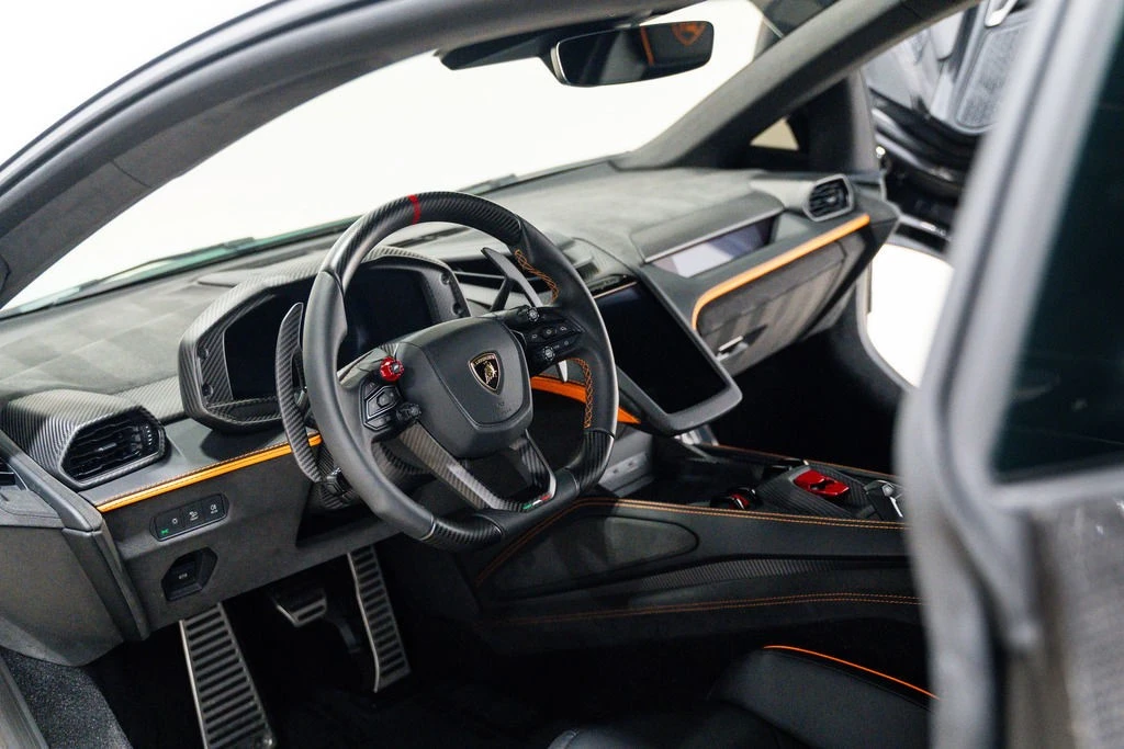 2025 Lamborghini Revuelto - Image 3 of 21