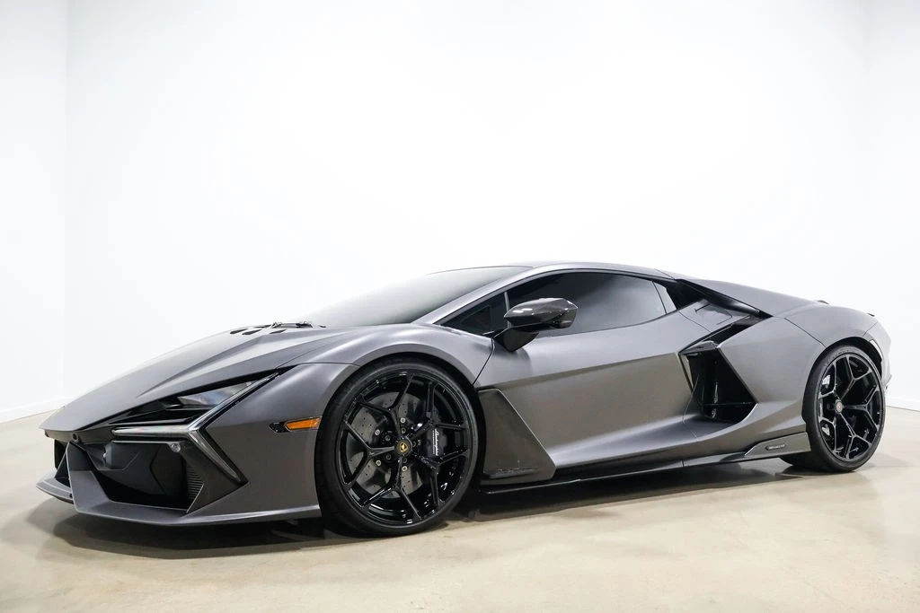 2025 Lamborghini Revuelto - Image 12 of 21