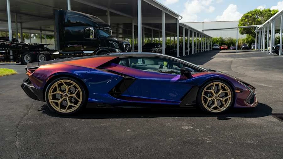 2025 Lamborghini Revuelto - Image 2 of 23