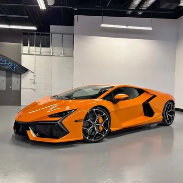 2025 Lamborghini Revuelto