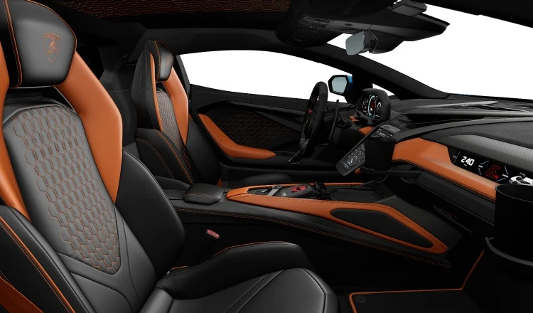 2025 Lamborghini Revuelto - Image 5 of 10