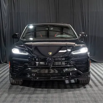 2025 Lamborghini Urus SE Sport Utility 4D