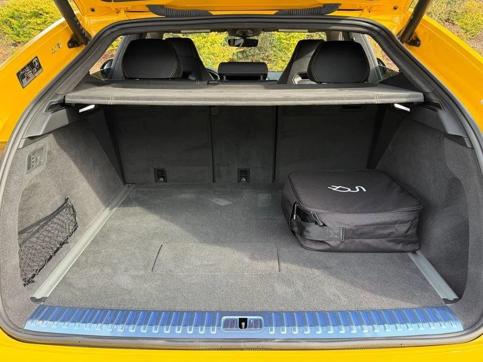 2025 Lamborghini Urus SE - Image 9 of 21