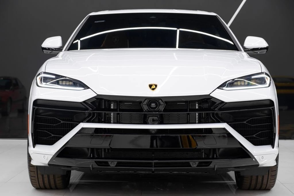 2025 Lamborghini Urus - Image 2 of 21