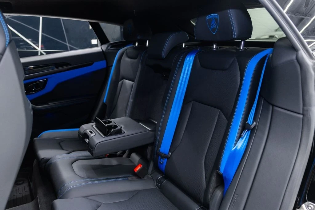 2025 Lamborghini Urus - Image 19 of 21