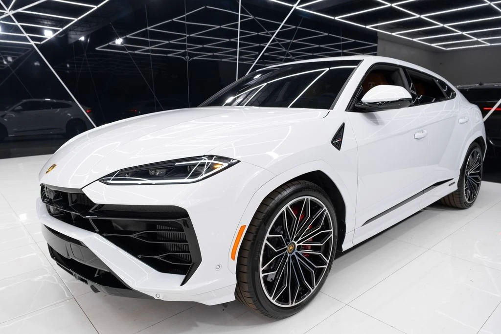 2025 Lamborghini Urus - Image 6 of 21