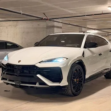 2025 Lamborghini Urus SE