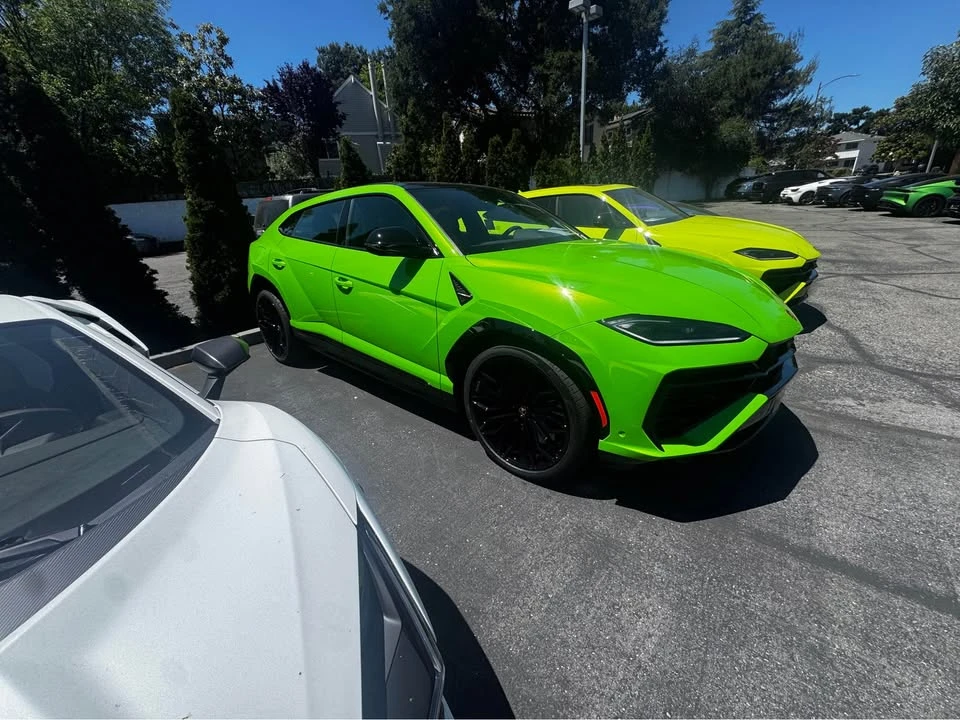 2025 Lamborghini Urus SE - Image 3 of 8