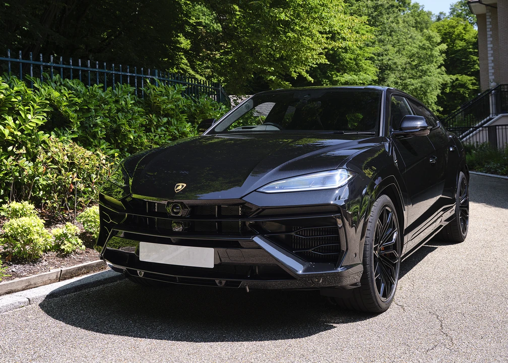 2025 Lamborghini Urus SE - Image 10 of 31