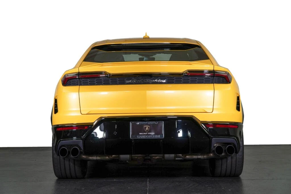 2025 Lamborghini Urus SE - Image 18 of 31