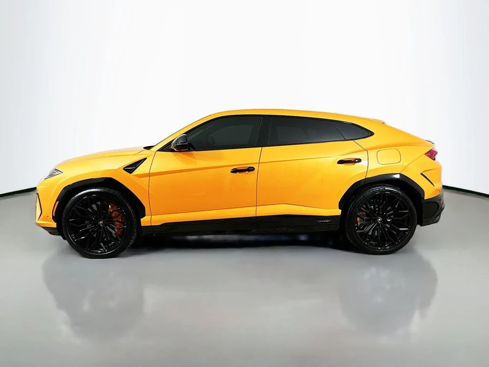 2025 Lamborghini Urus SE - Image 8 of 31