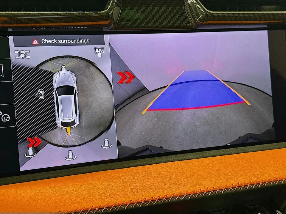 2025 Lamborghini Urus SE - Image 26 of 31