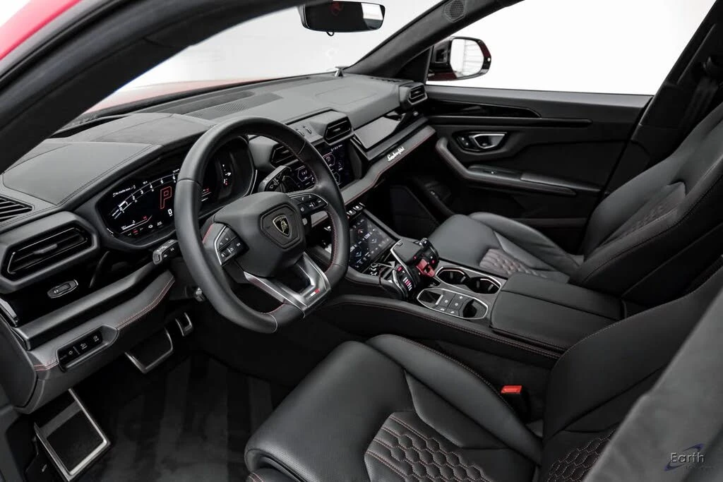 2025 Lamborghini Urus SE - Image 3 of 31