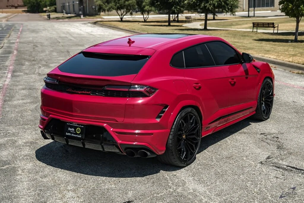 2025 Lamborghini Urus SE - Image 19 of 31