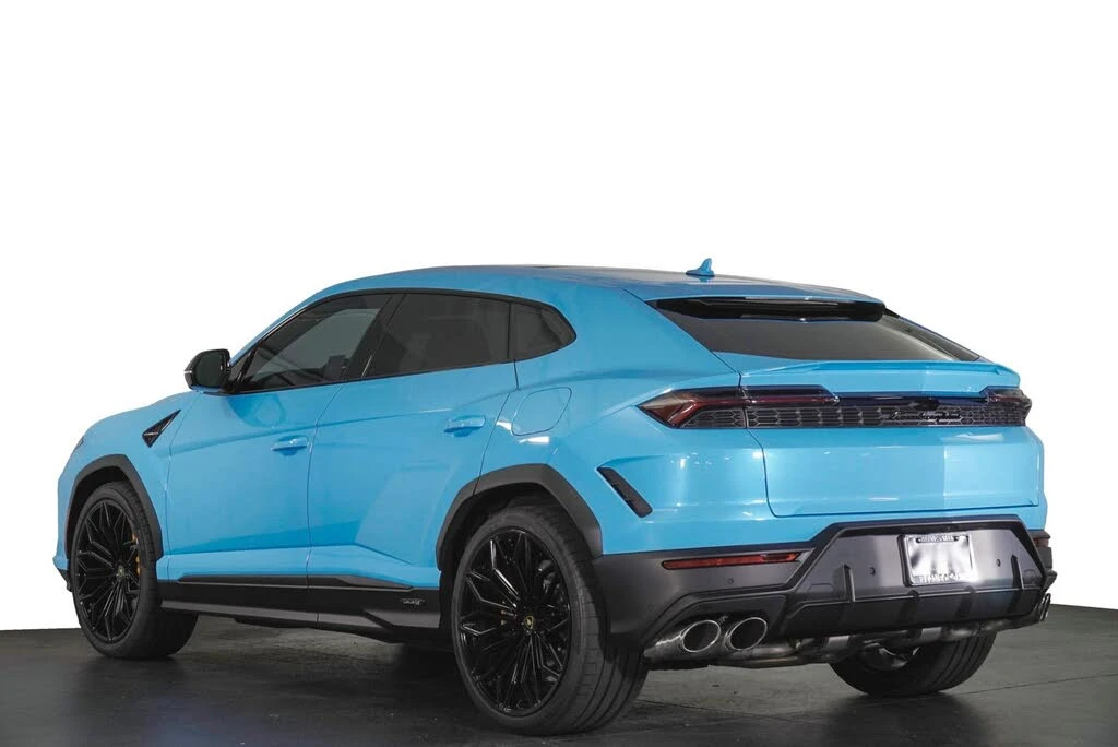 2025 Lamborghini Urus SE - Image 31 of 31