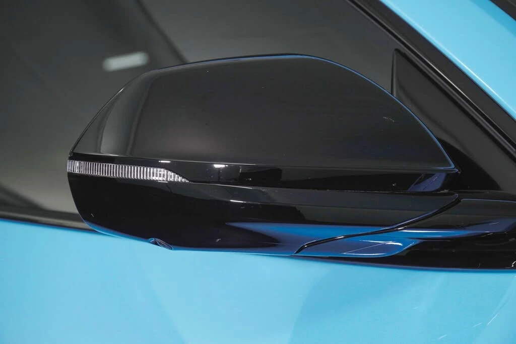 2025 Lamborghini Urus SE - Image 14 of 31