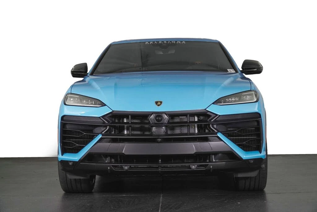 2025 Lamborghini Urus SE - Image 28 of 31