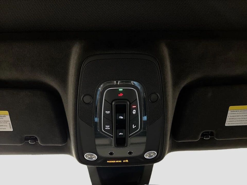 2025 Lamborghini Urus SE - Image 22 of 31
