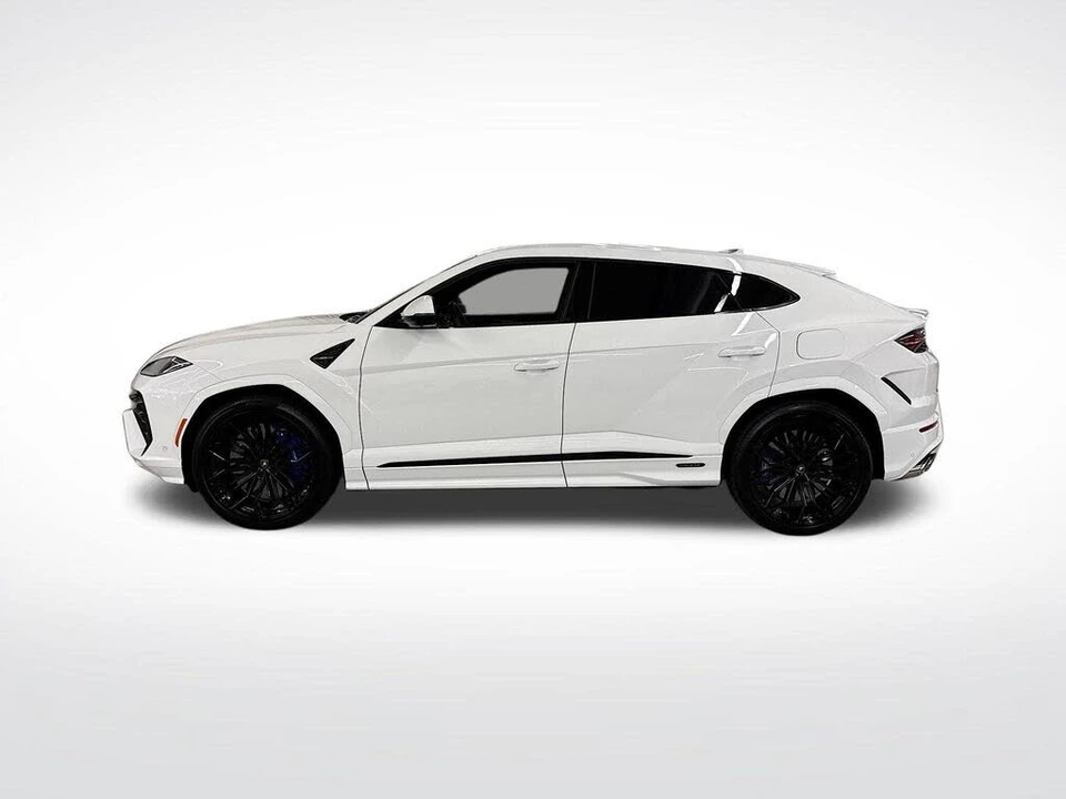 2025 Lamborghini Urus SE - Image 2 of 31