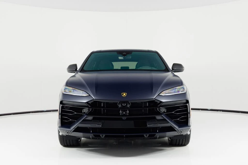 2025 Lamborghini Urus SE - Image 8 of 31