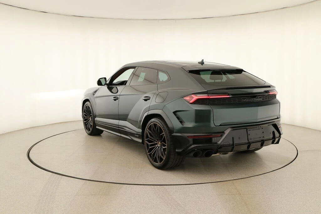 2025 Lamborghini Urus SE - Image 4 of 31