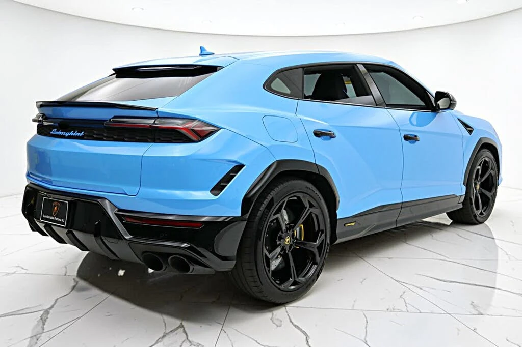 2025 Lamborghini Urus SE - Image 13 of 31