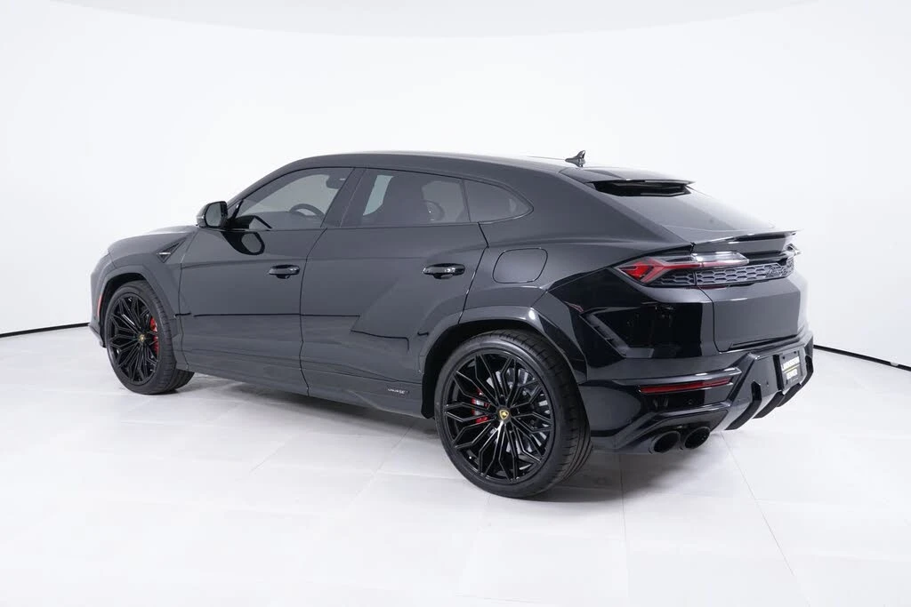 2025 Lamborghini Urus SE - Image 3 of 31