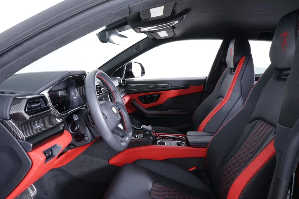 2025 Lamborghini Urus SE - Image 4 of 31