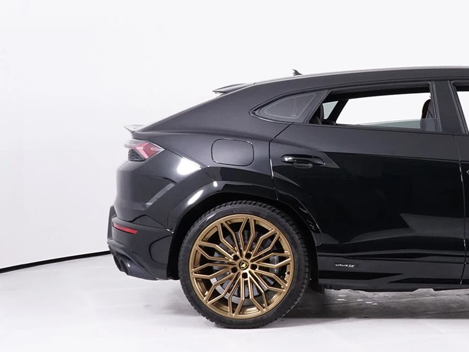2025 Lamborghini Urus SE - Image 14 of 31