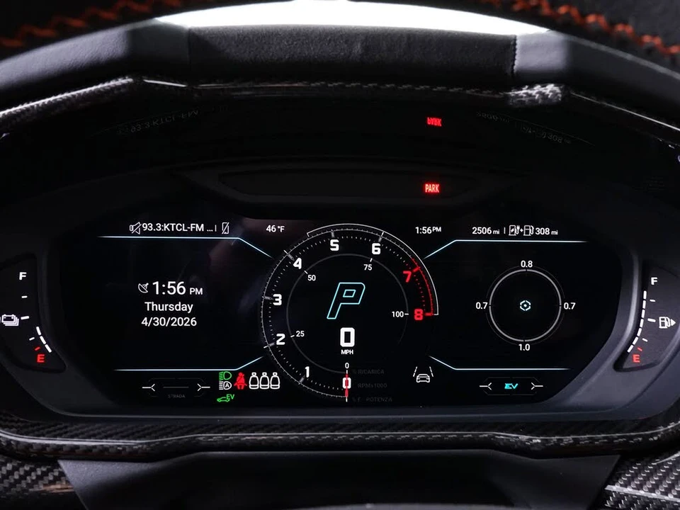 2025 Lamborghini Urus SE - Image 22 of 31