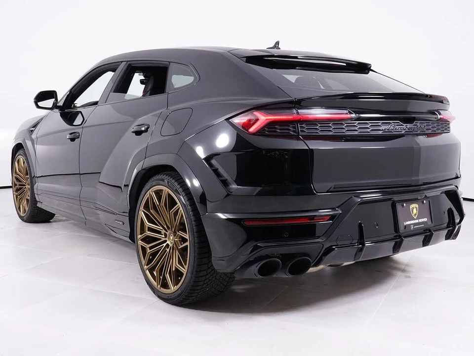 2025 Lamborghini Urus SE - Image 18 of 31