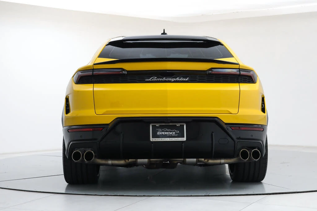 2025 Lamborghini Urus SE - Image 4 of 31