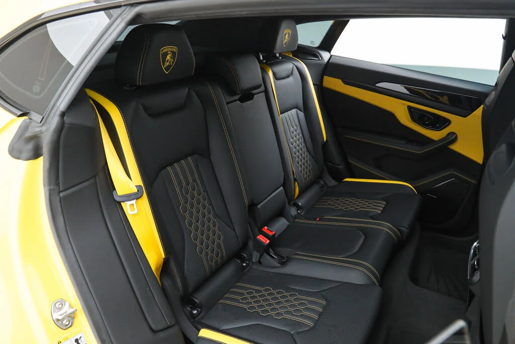 2025 Lamborghini Urus SE - Image 21 of 31