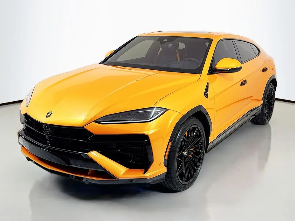 2025 Lamborghini Urus SE - Image 3 of 30