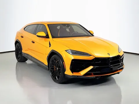 2025 Lamborghini Urus SE
