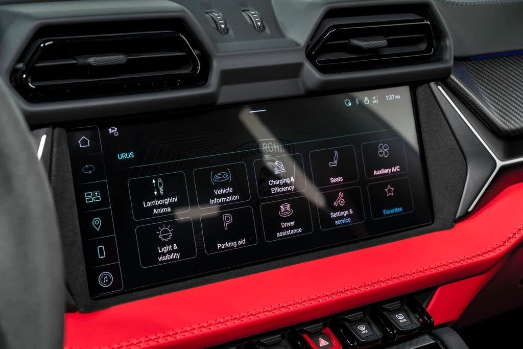 2025 Lamborghini Urus SE - Image 27 of 31