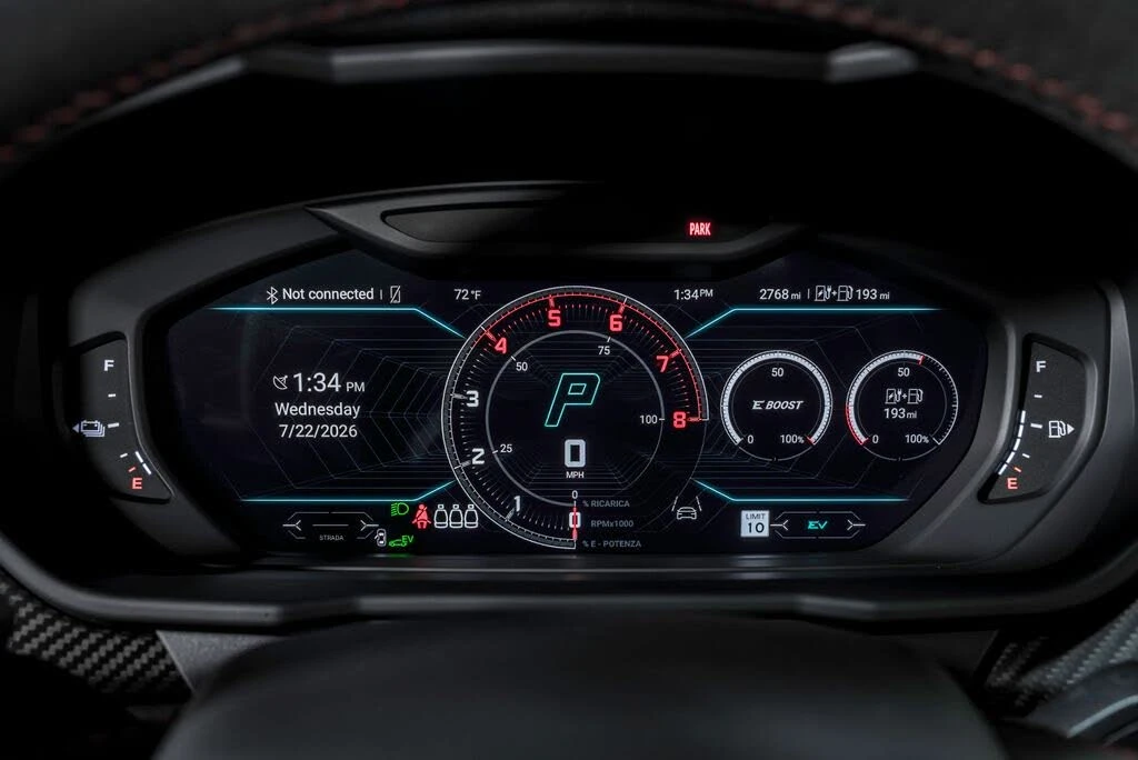 2025 Lamborghini Urus SE - Image 16 of 31