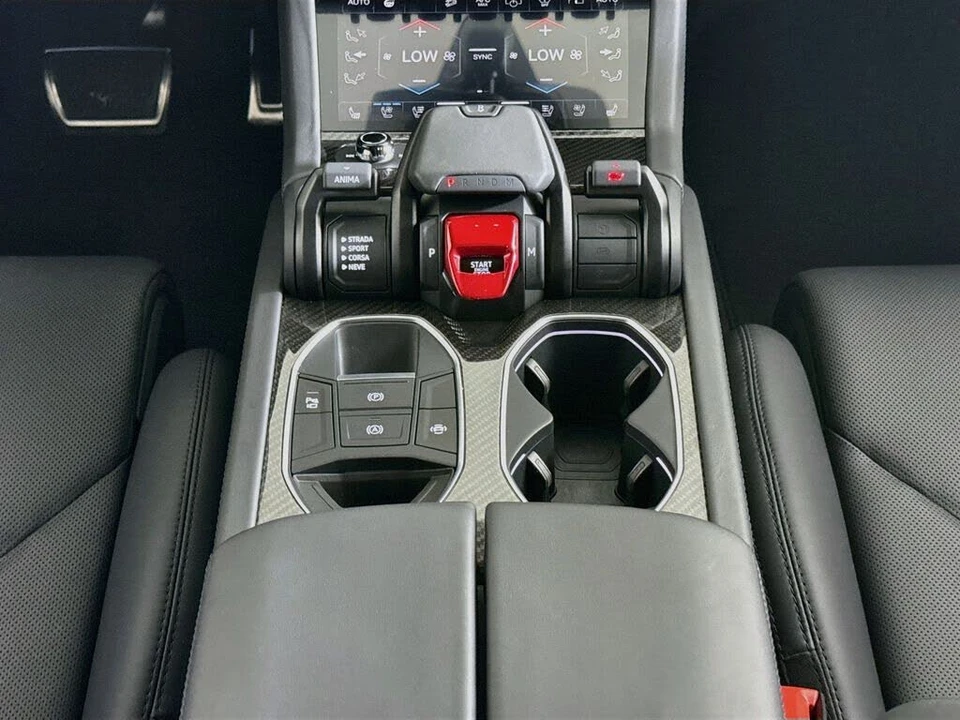 2025 Lamborghini Urus SE - Image 14 of 28