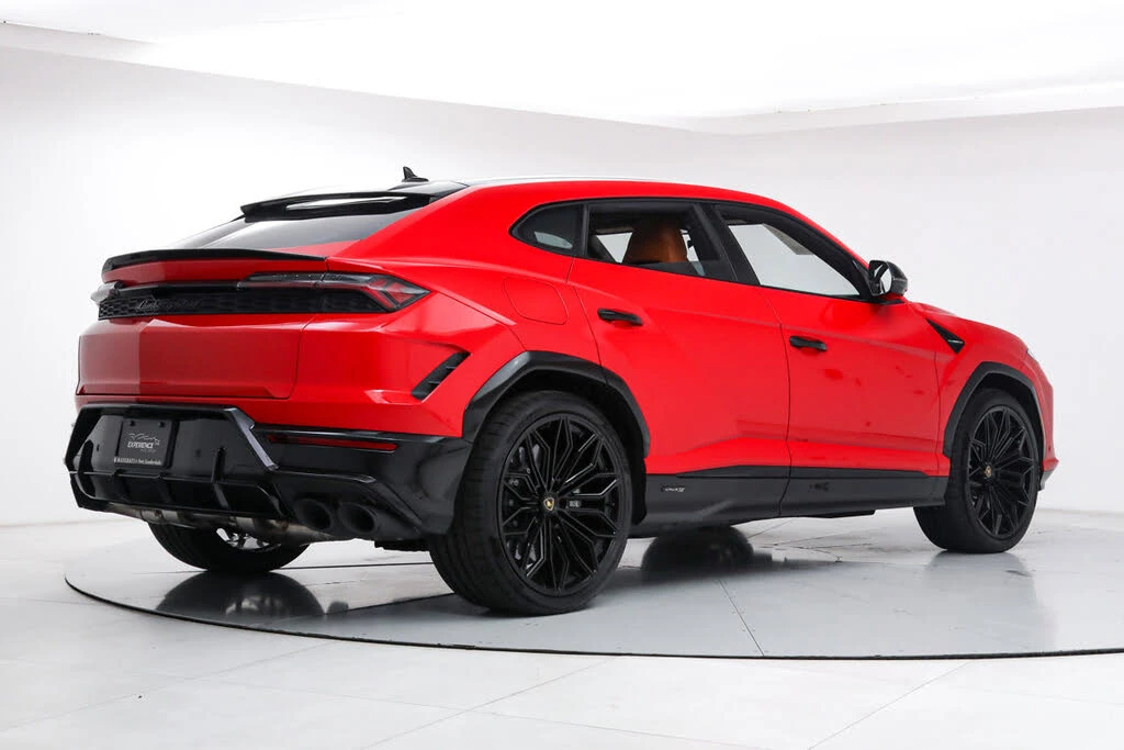 2025 Lamborghini Urus SE - Image 5 of 31