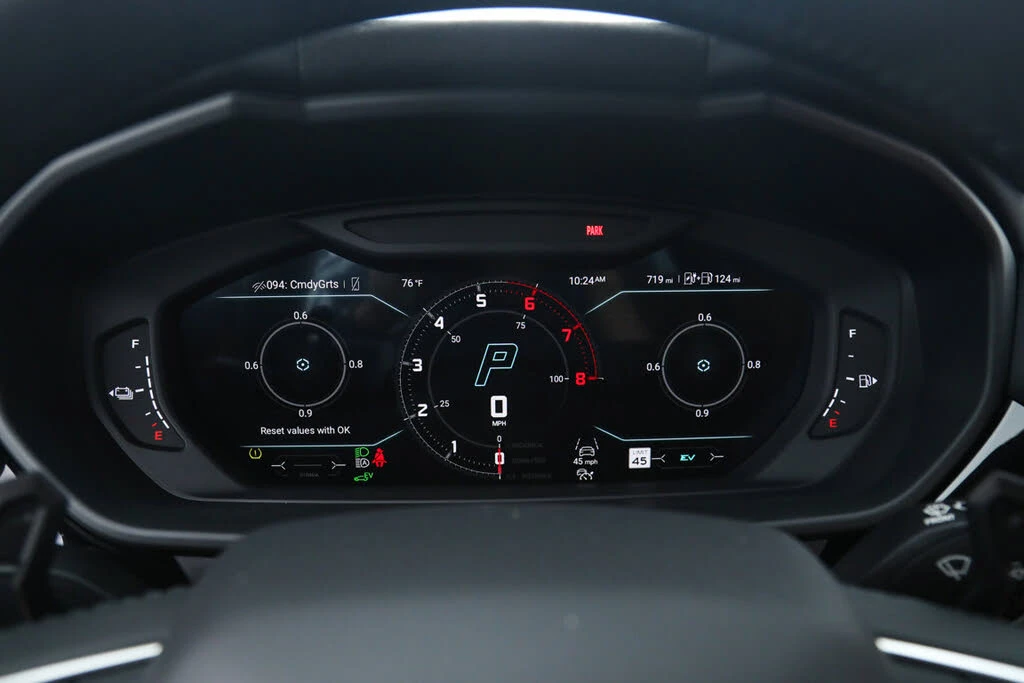 2025 Lamborghini Urus SE - Image 27 of 31