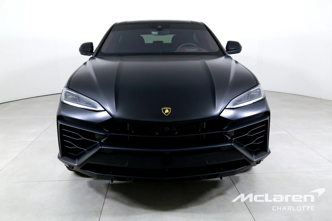 2025 Lamborghini Urus SE - Image 4 of 31